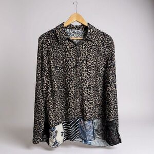 John Mark Animal Print Button Down Blouse Large